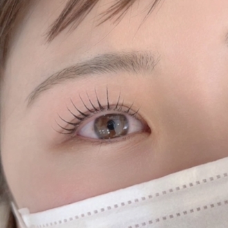 自まつ毛を育てて目元の印象アップ。今日から始める“まつ育”習慣